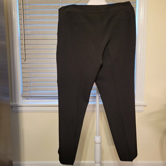 Jones New York Ladies Black Pin Stripe Slacks, Size 16, Kasper Brand - Picture 4 of 9